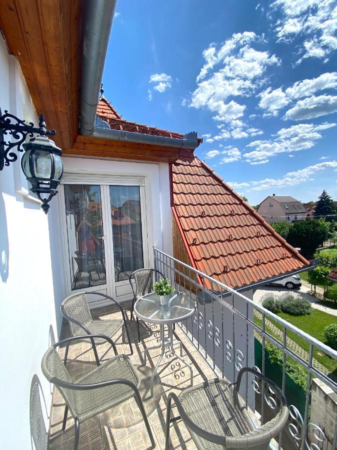 קסזטלי Villa Lillybeth - Lake Balaton מראה חיצוני תמונה